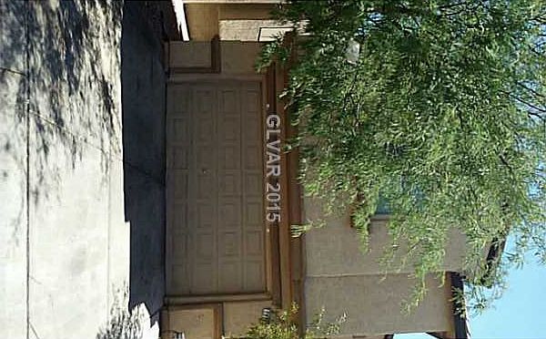 1st image of 1916 Villa De Sol St