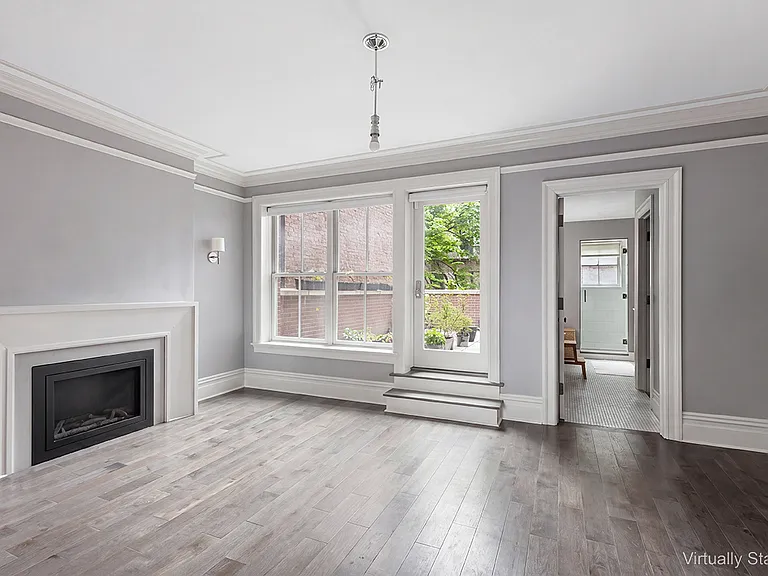 218 E 79th St #TWHS — Photo 6