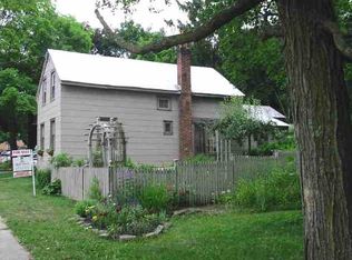 17 Chatham St, Kinderhook, NY 12106