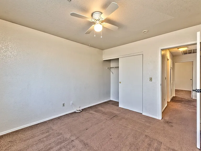 3920 Lincoln Rd — Photo 10