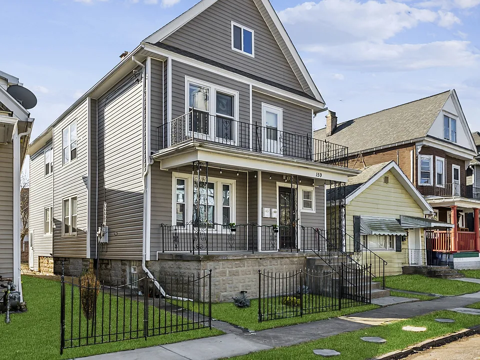 159 Royal Ave #2