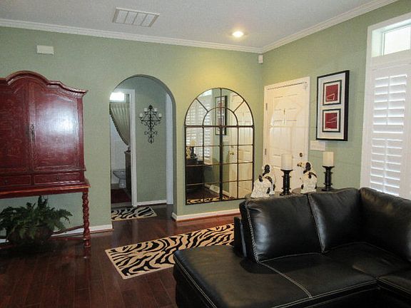 4th image of 307 Tanglewood Dr