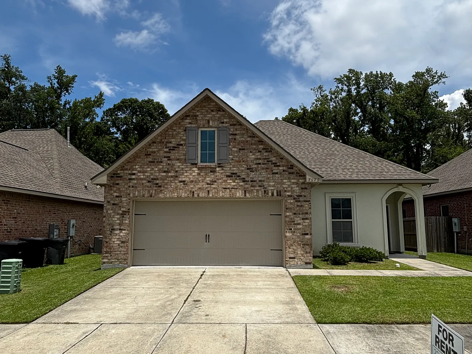 3 bed, 1650 sqft, $2,600 — Photo 1