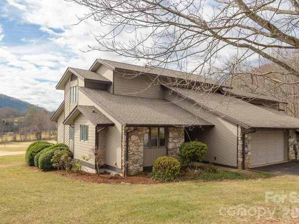 30 La Vista Dr, Mills River, NC 28759