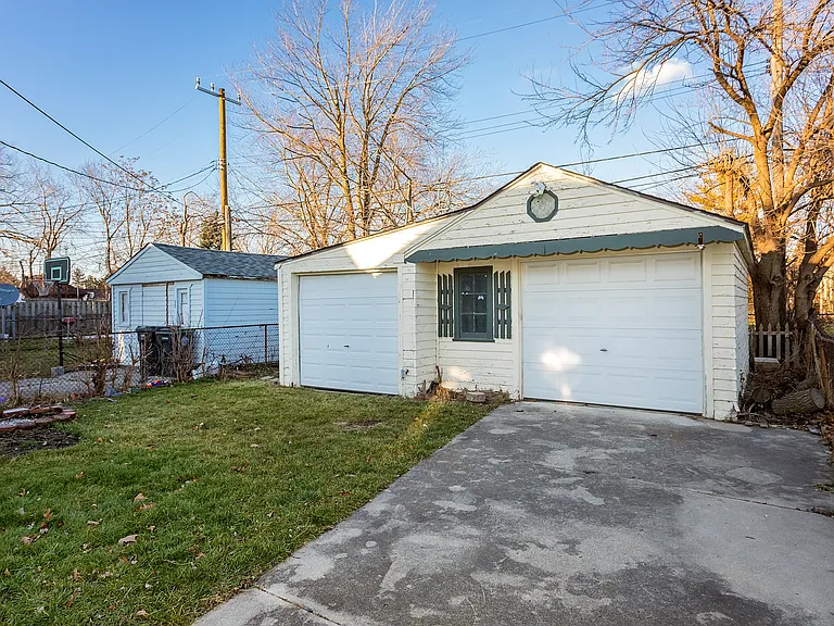 2318 Fisher St — Photo 19