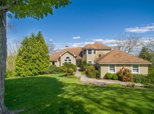 127 Tea House Ln, Warwick, RI 02889