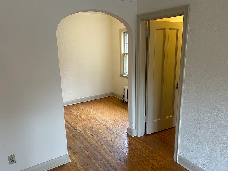 3519 Emerson Ave S #101 — Photo 7