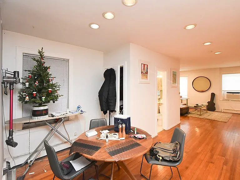 322 W Evergreen Ave #1 — Photo 7
