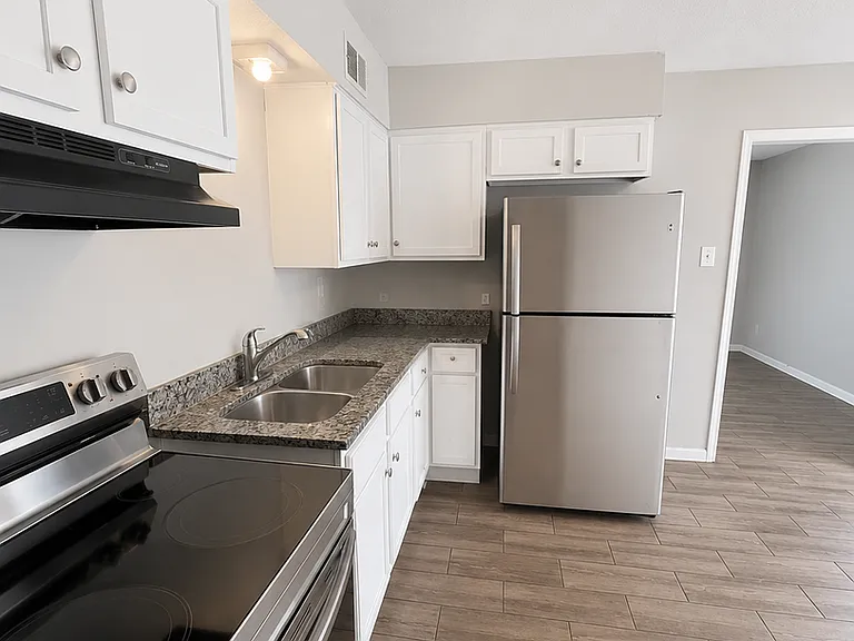 3718 Canary Cv W — Photo 3