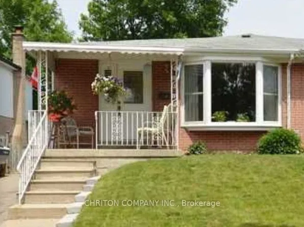 566 Chantenay Dr, Mississauga, ON L5A 1G2