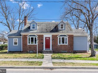 611 West Dr, Glen Burnie, MD 21061