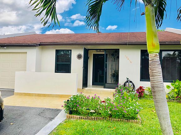 2nd image of 15616 Bottlebrush Cir