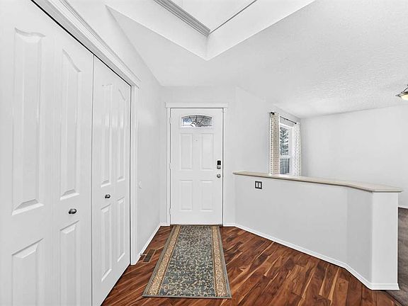 3rd image of 186 N Panamount Dr NW