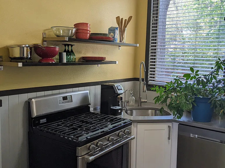 501 Quincy St #A — Photo 26