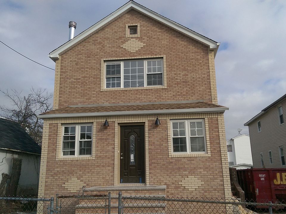 1st image of 16402 120th Ave