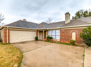 1709 Huntington Dr, Mesquite, TX 75149