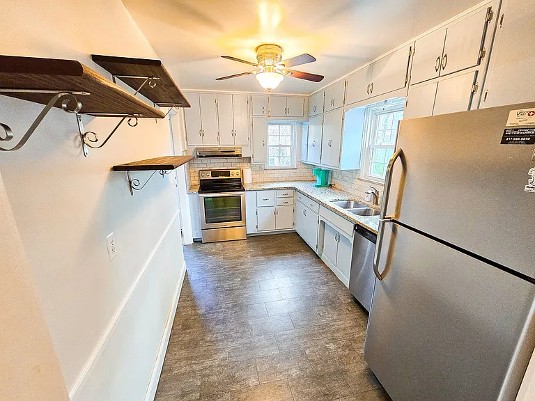 6024 Hillside Avenue East Dr — Photo 8