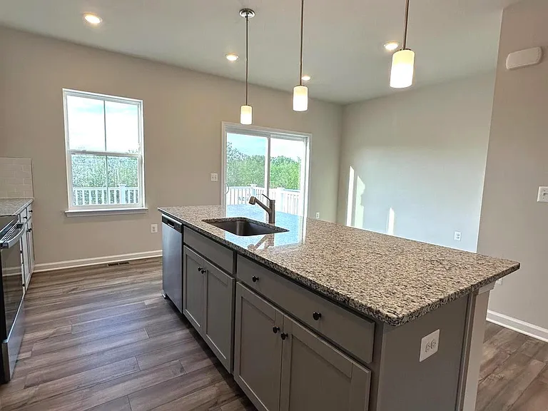 271 Swan Field Ave — Photo 17
