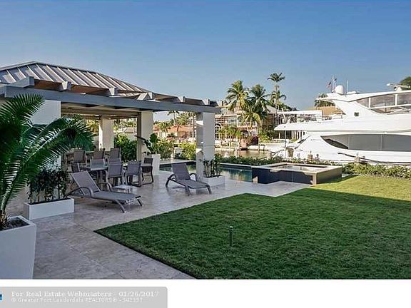 2nd image of 2461 Del Lago Dr