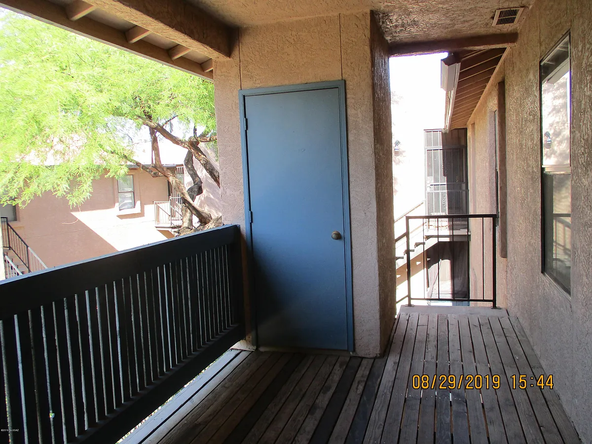 Building Photo - 8080 E Speedway Blvd #206