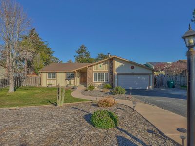 9875 Brookgrass Pl, Salinas, CA, 93907