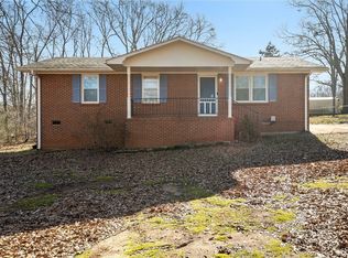 1312 Cherokee Cir, Anderson, SC 29625