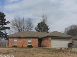 2304 Emily Ln, Jacksonville, AR 72076