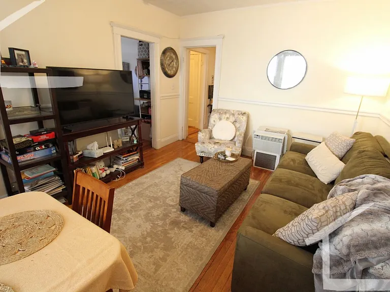 264 Kelton St #5 — Photo 3