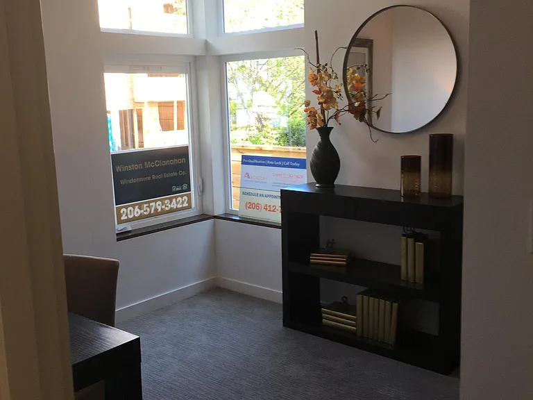 4513 Linden Ave N — Photo 11