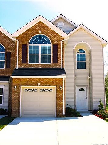 1st image of 7581 Villa Ct #7581