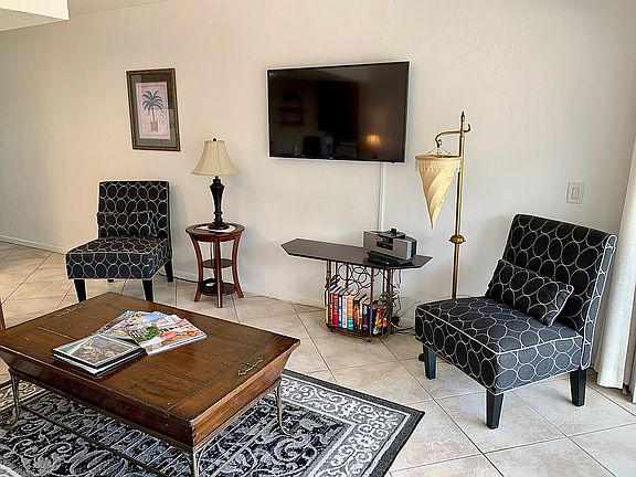 4th image of 260 Southbay Dr APT 212