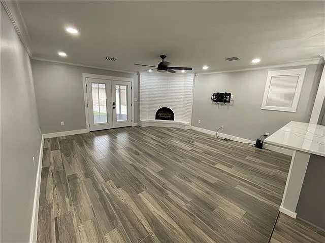1821 Manson Ave — Photo 28