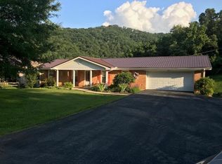 1375 Abbott Creek Rd, Prestonsburg, KY 41653