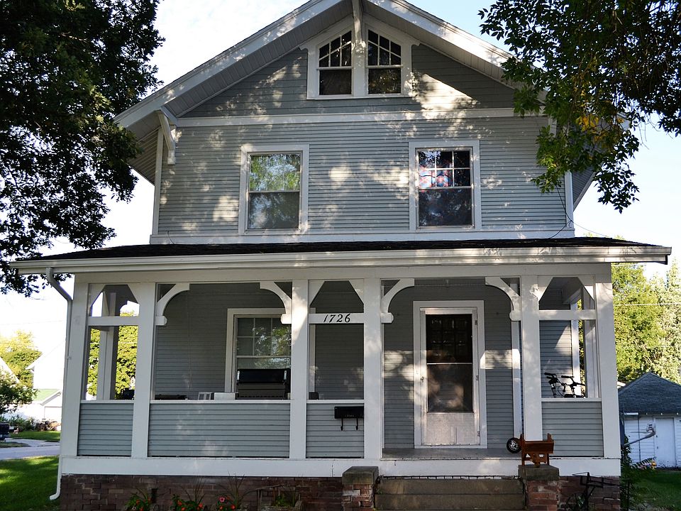 Restored 1900 Craftsman