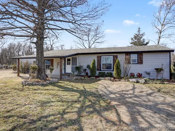745 N 260th Rd, Mounds, OK 74047
