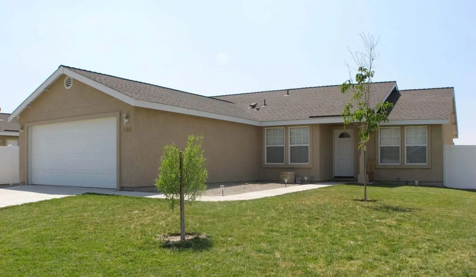 1396 Red Bluffs Way photo 1