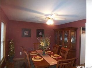 4768 Fawn Hl, Syracuse, NY 13215