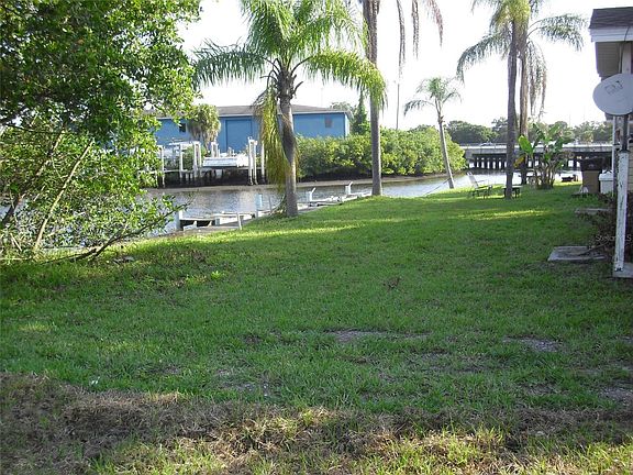 5th image of 8917 Rocky Creek Dr