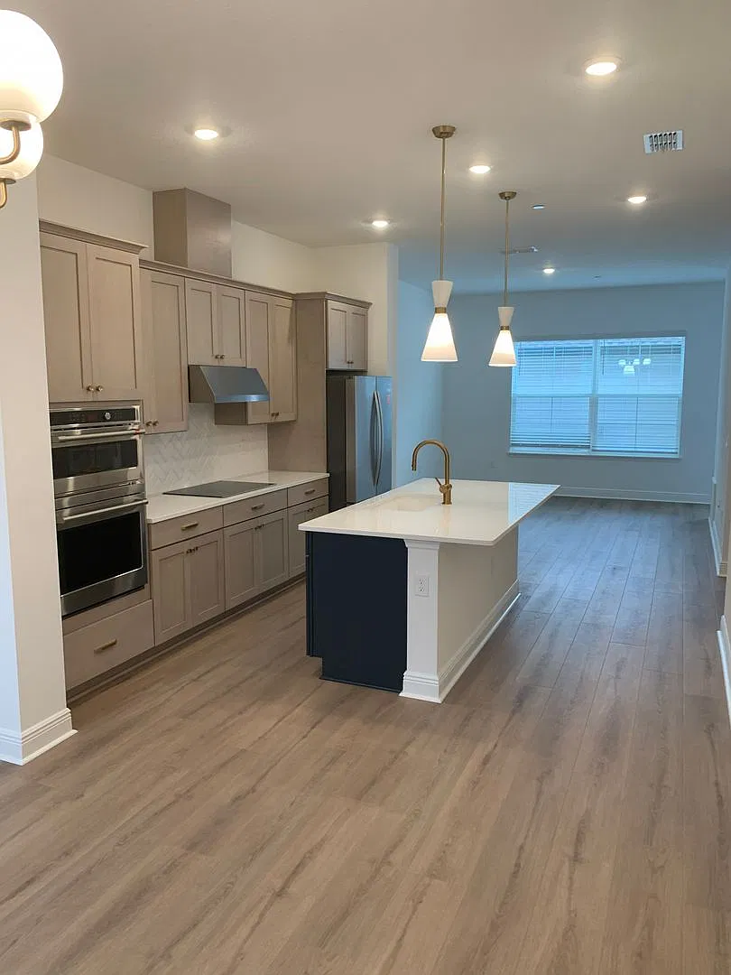 Brand-New Luxury Townhome In Windermere | 3 Bedrooms | 2.5 Baths | 2-Car Garage — Photo 3