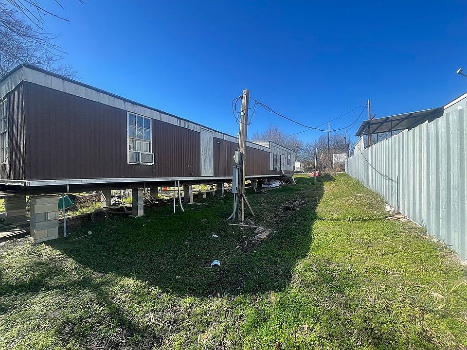 1st image of 120 Luna Vista Dr