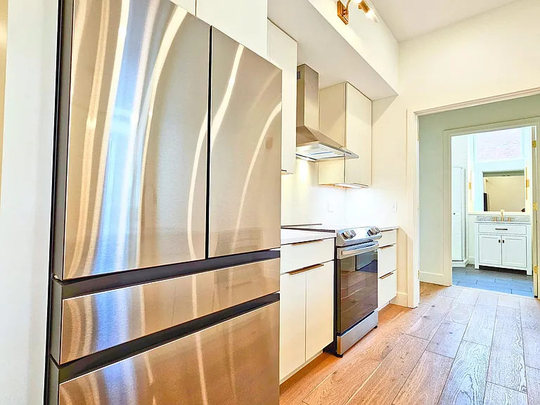 131 Main St #2A-2 — Photo 18
