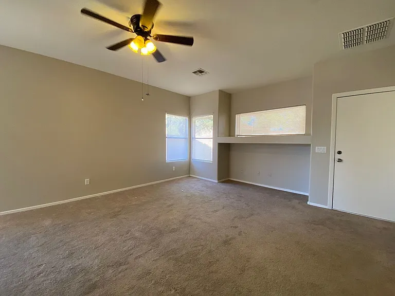 3096 E Pinto Valley Rd — Photo 4