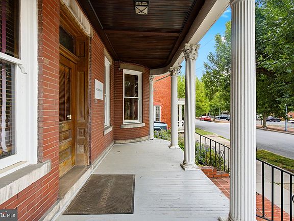 5th image of 310 W Burke St