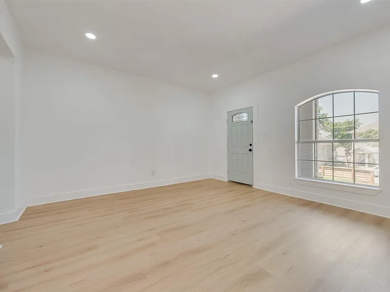 506 N Lancaster Ave #506 — Photo 22