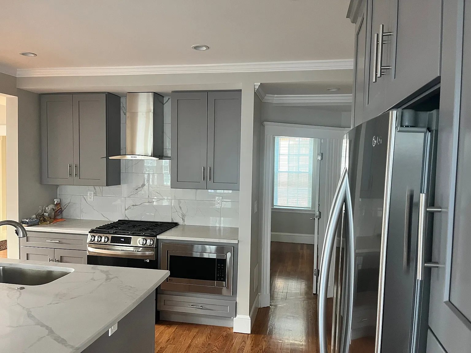 4 bed, 3.0 bath, $7,000 — Photo 4