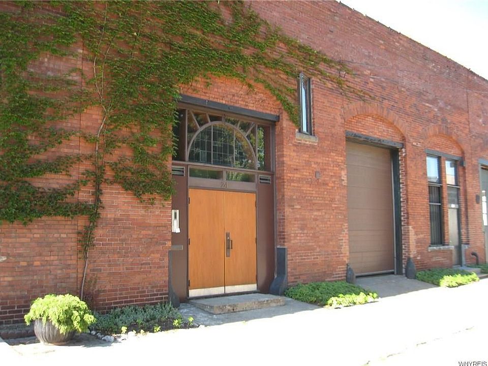 1st image of 24 Essex St