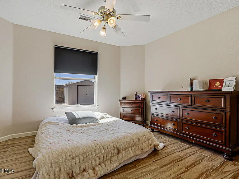 12928 Alfredo Apodaca — Photo 28