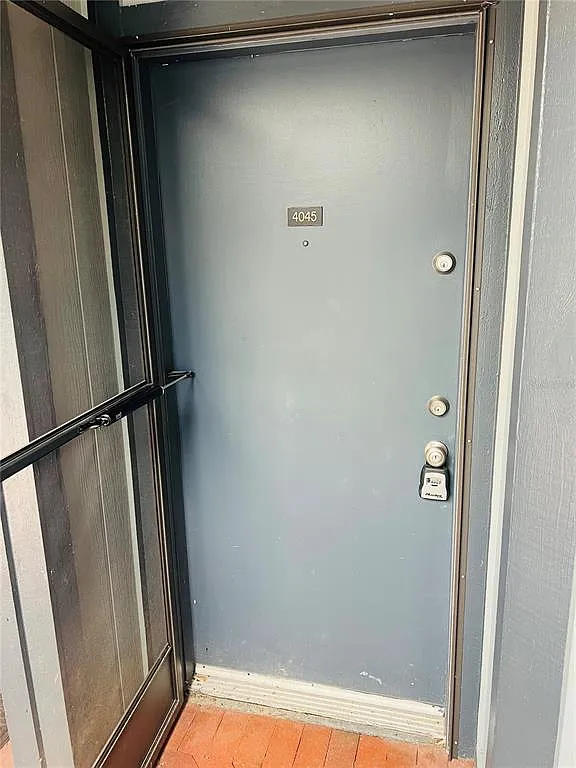 2 bed, 2.0 bath, 820 sqft, $1,650 — Photo 1