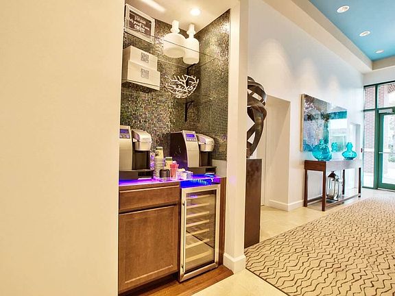 5th image of 300 S Duval St Unit 1005