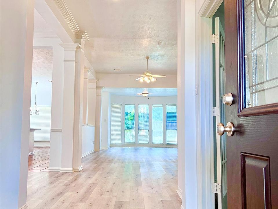 1st image of 15915 Misty Heath Ln